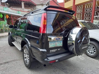 Black Ford Everest 2004 for sale in Muntinlupa