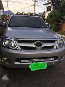 LIKE NEW Toyota Hilux for sale