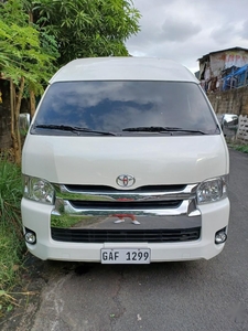 Pearl White Toyota Hiace 2018 for sale in Pasig
