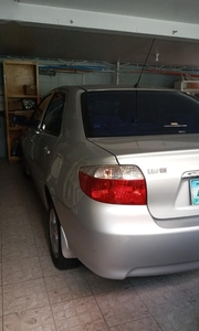 Pearl White Toyota Vios 2005 for sale in Caloocan