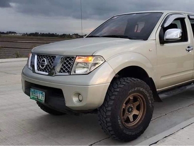 Sell Silver 2009 Nissan Navara in Quezon City