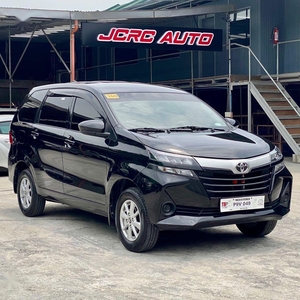 Selling Black Toyota Avanza 2021 in Makati