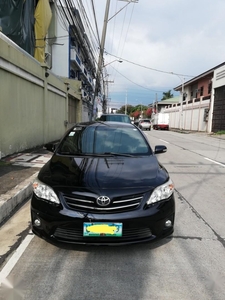 Selling Black Toyota Corolla Altis 2012 in Quezon