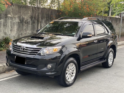 Selling Black Toyota Fortuner 2014 in Quezon