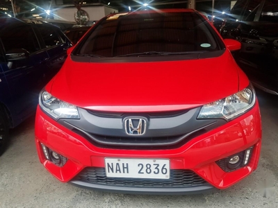 Selling Red Honda Jazz 2017 in Pasig