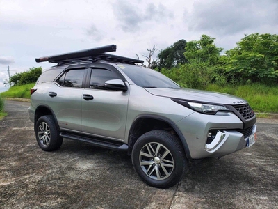 Silver Toyota Fortuner 2018 for sale in Taytay