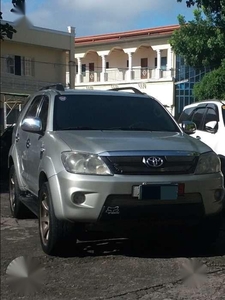 Toyota Fortuner G 2005 AT Silver For Sale