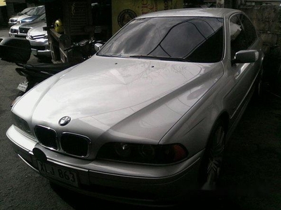 Well-kept BMW 520i 2003 for sale
