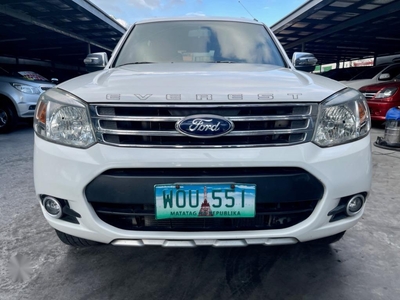 White Ford Everest 2013 for sale in Las Piñas