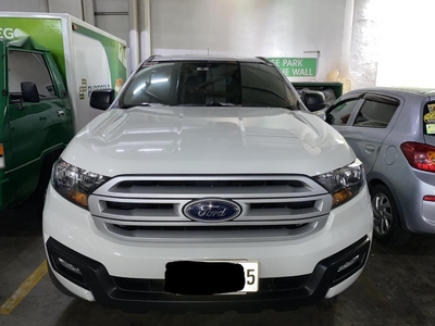White Ford Everest 2015 for sale in Quezon