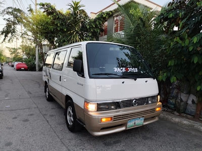 White Nissan Urvan Escapade 2006 for sale in Manual