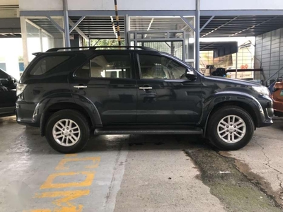 2012 Toyota Fortuner 2.7G Gas Automatic For Sale