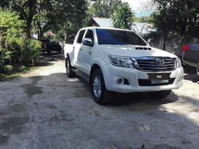 2013 Toyota Hilux G MT 4x4 VNT White For Sale