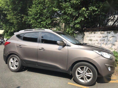 2nd Hand Hyundai Tucson 2012 at 70000 km for sale