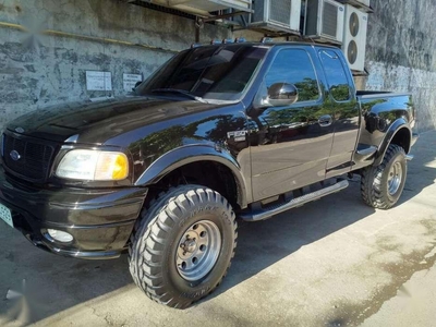 Ford F150 Lariat 4X4 for sale