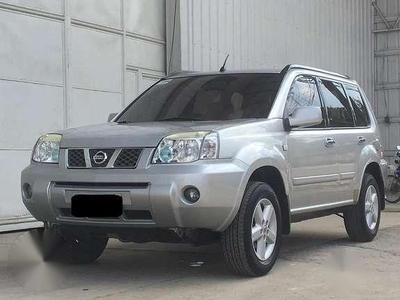 Nissan X-trail 2010 Silver Top of the Line For Sale