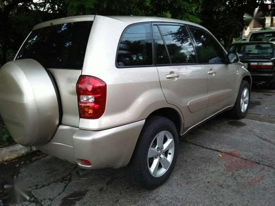 Rav4 Toyota 2004 FOR SALE