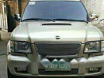 Well-maintained Isuzu Trooper 2003 for sale