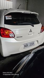 Pearl White Mitsubishi Mirage 2000 for sale in Mandaluyong