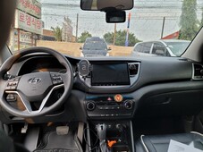 Selling Black Hyundai Tucson 2017 in Tagaytay