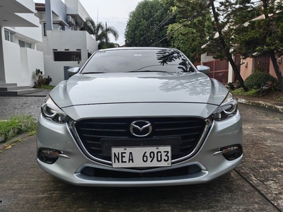 Sell White 2018 Mazda 3 in Parañaque