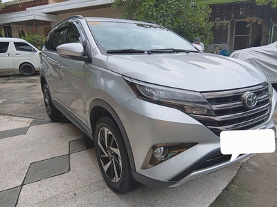 Selling White Toyota Rush 2019 in Parañaque
