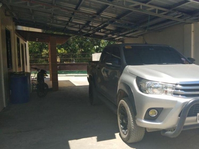 Toyota Hilux 2016 4x2 for sale