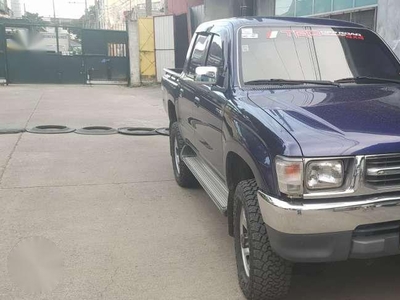 Toyota Hilux ln166 2000 model FOR SALE