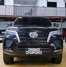H O T S A L E !!!! 2022 Toyota Fortuner “G” A/t Diesel, 32k mileage, first owner.