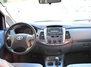 2013 Toyota Innova E for sale