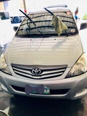 Toyota Innova J DIESEL 2011 FOR SALE