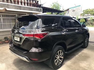 2016 model Toyota Fortuner V 4x2 automatic dieseL FOR SALE