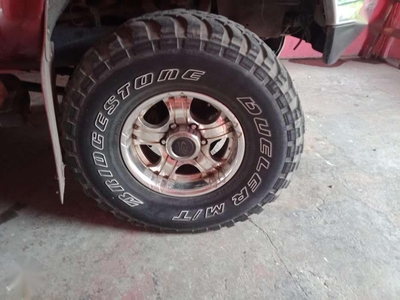 FOR SALE Toyota HILUX 2002 Model