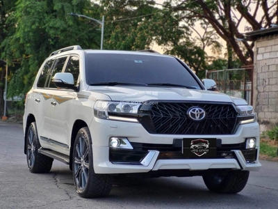 HOT!!! 2018 Toyota Land Cruiser VX Fully Loaded for sale at affordable price