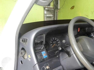 Toyota Hiace 2001 Commuter for sale