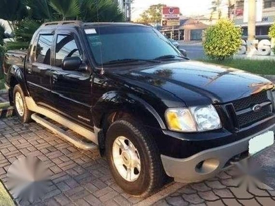 2002 FORD EXPLORER . automatic . pick-up . very fresh . airbag . nice
