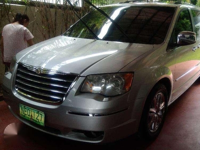 2009 Chrysler Town and Country Lmtd For Sale