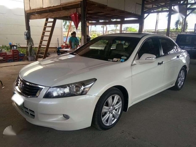 2009 Honda Accord 3.5 Gas engine Top of the line