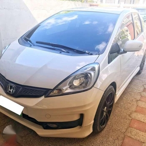 2012 Honda Jazz Top of the line AT