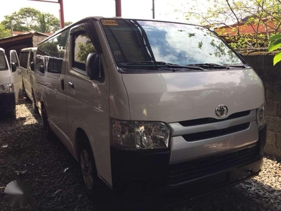 2017 TOYOTA Hiace Commuter 30 Manual White FOR SALE