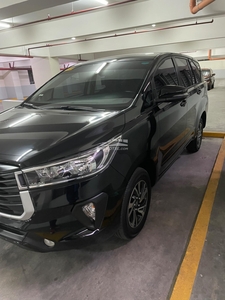 2022 Toyota Innova 2.8 E Diesel AT in Makati, Metro Manila