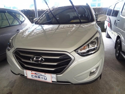 Almost brand new Hyundai Tucson Gasoline 2014