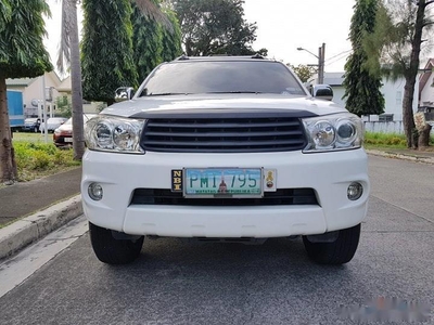 Almost brand new Toyota Fortuner Gasoline 2010 for sale