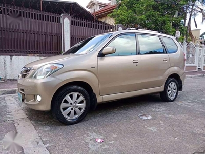 For sale Fresh 2010 Toyota Avanza G top of the line