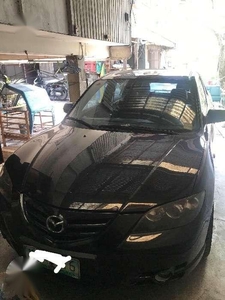 Mazda 3 2004 model top of the line FOR SALE