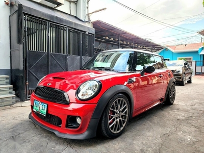 Red Mini Cooper 2011 for sale in Manual