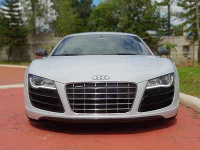 Sell 2012 Audi R8 in Parañaque