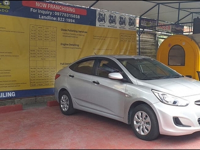 Sell 2015 Hyundai Accent Sedan at 46475 km
