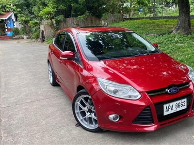 Sell Red Ford Focus in Parañaque