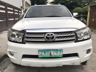 Sell White 2005 Toyota Fortuner in Paranaque